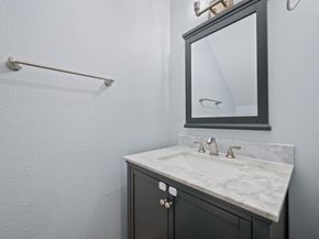 6727 Old Quarry LN, Austin TX 78731