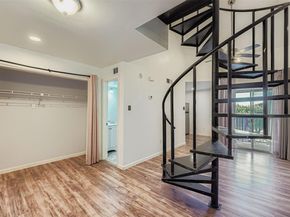 1840 Burton DR 208, Austin TX 78741