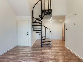 1840 Burton DR 208, Austin TX 78741