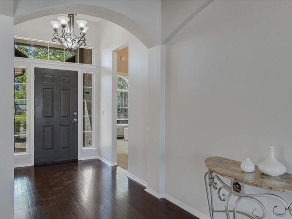 11524 Emerald Falls DR, Austin TX 78738