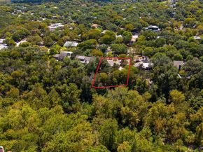 2306 Forest Bend DR, Austin TX 78704