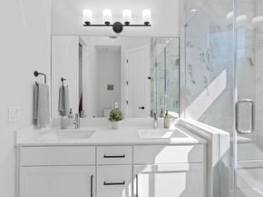1168 Ridgeway DR 2, Austin TX 78702