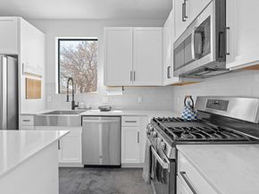 1168 Ridgeway DR 2, Austin TX 78702