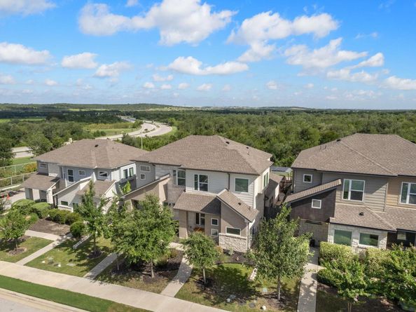 9506 Whisper Willow BLVD, Manor TX 78653