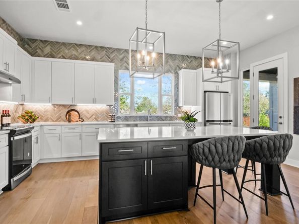 2175 Quiet Stables CIR, Cedar Park TX 78613