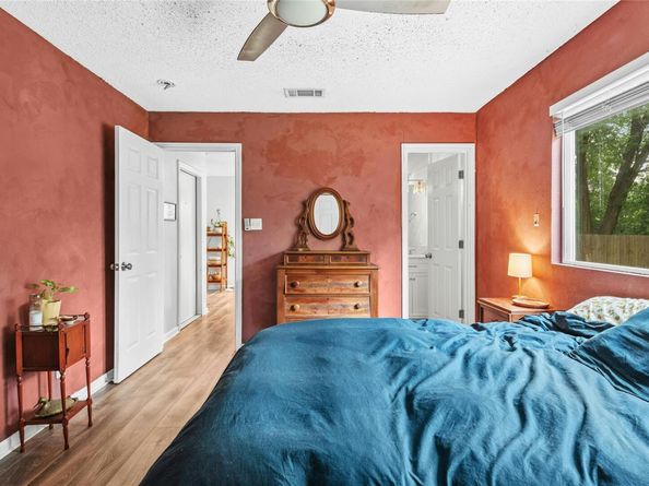 4407 Dovewood DR, Austin TX 78744