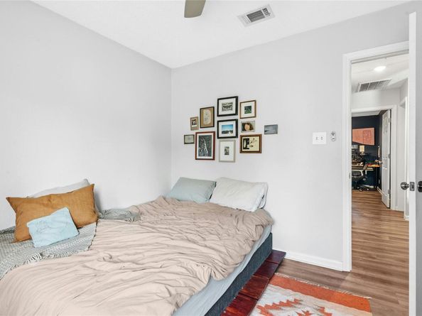 4407 Dovewood DR, Austin TX 78744