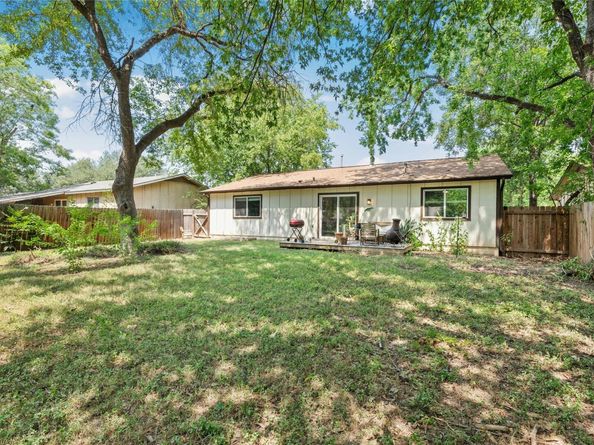 4407 Dovewood DR, Austin TX 78744