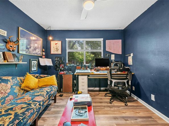 4407 Dovewood DR, Austin TX 78744