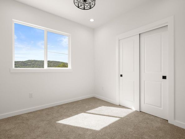 18208 Gregg Bluff RD, Jonestown TX 78645