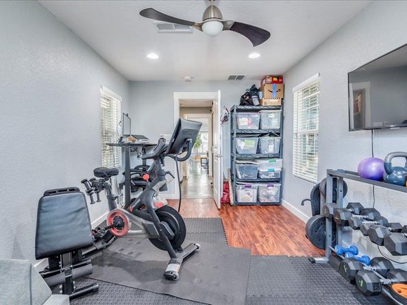 805 Nile ST, Austin TX 78702