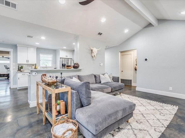 805 Nile ST, Austin TX 78702
