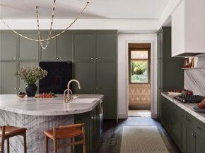 2200 W 9th ST, Austin TX 78703