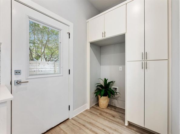 1104 Begonia TER 2, Austin TX 78741