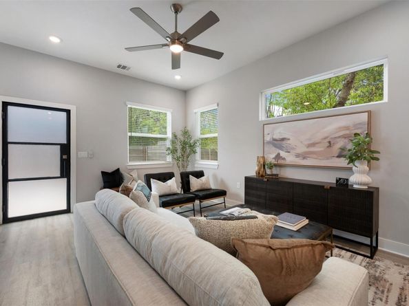 1104 Begonia TER 2, Austin TX 78741