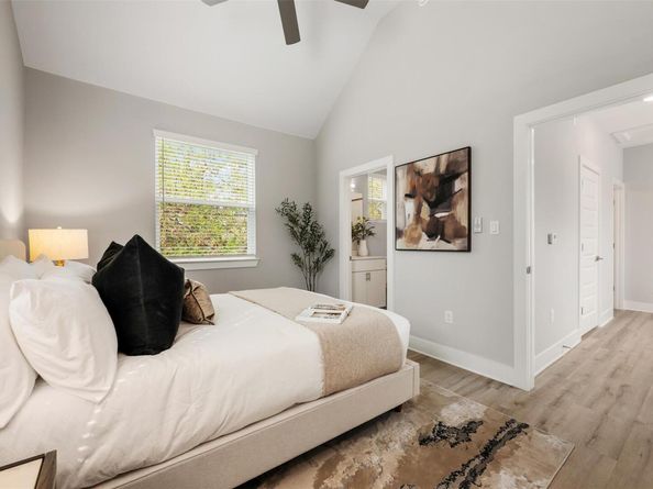 1104 Begonia TER 2, Austin TX 78741