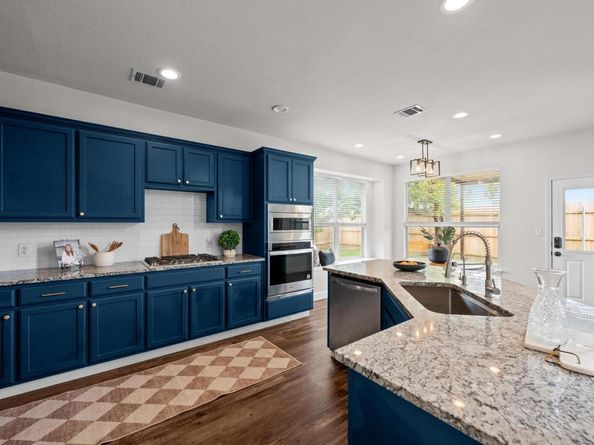 122 Retama DR, Georgetown TX 78626