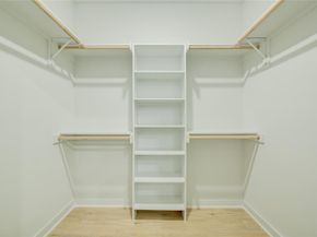 100 W Mockingbird LN 403, Austin TX 78745