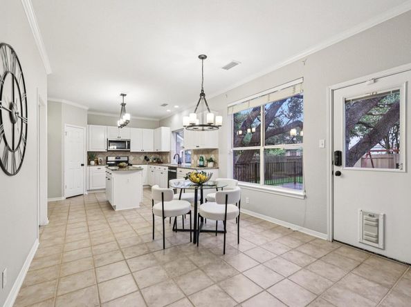 10113 Cassandra DR, Austin TX 78717