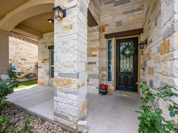 608 Cascada LN, Round Rock TX 78681