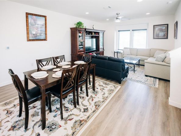 12500 Lamppost LN 17, Austin TX 78727