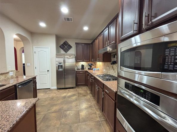 705 S Frontier LN, Cedar Park TX 78613