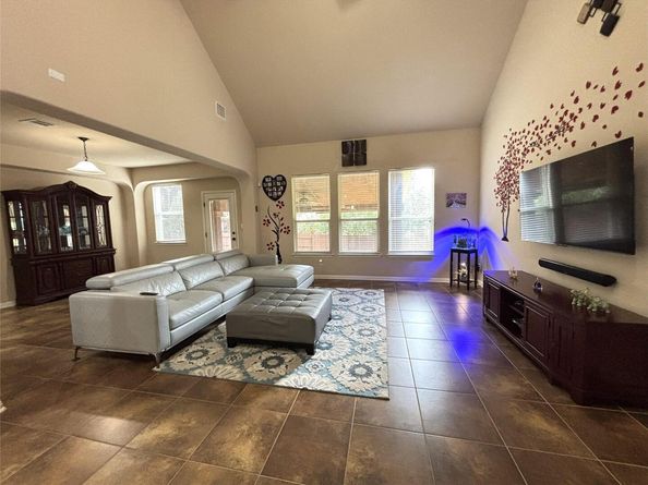 705 S Frontier LN, Cedar Park TX 78613