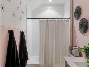 104 Hollytree CT, Georgetown TX 78628