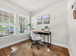 924 E 52nd ST A, Austin TX 78751