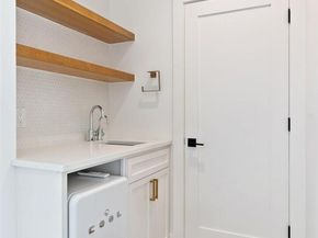 4022 N Hills DR, Austin TX 78731