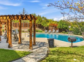 5921 Hi Line RD 2304, Austin TX 78734