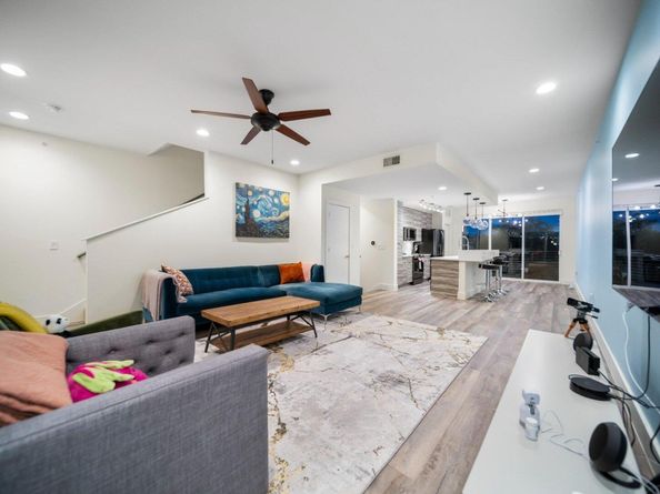 604 N Bluff DR 247, Austin TX 78745
