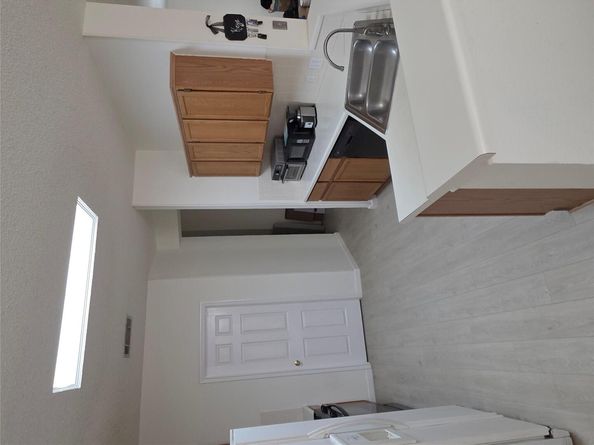 16800 Tomcat DR, Round Rock TX 78681