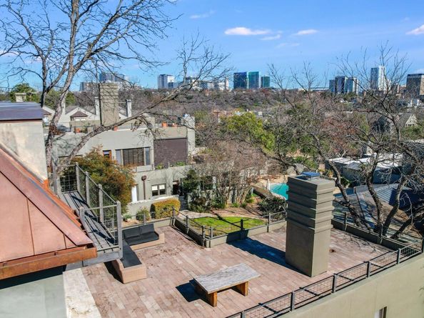 1111 W 12th ST 118, Austin TX 78703
