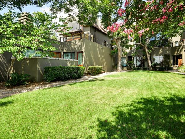 1111 W 12th ST 118, Austin TX 78703