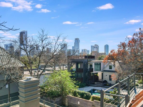 1111 W 12th ST 118, Austin TX 78703