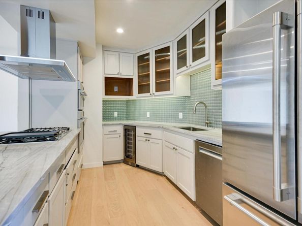 1111 W 12th ST 118, Austin TX 78703