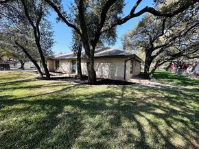 224 Clear Springs RD, Georgetown TX 78628
