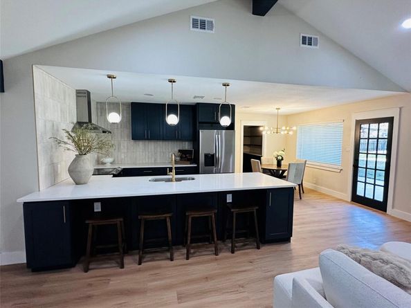 224 Clear Springs RD, Georgetown TX 78628