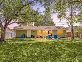 2412 E Stassney LN, Austin TX 78744