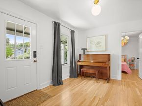 2010 Alegria RD, Austin TX 78757