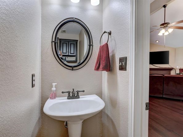 1060 Leeds Castle WALK, Georgetown TX 78626