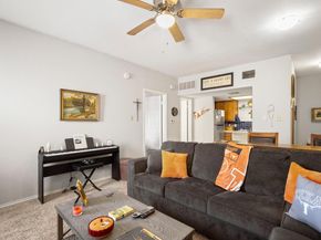706 W 22nd ST 206, Austin TX 78705