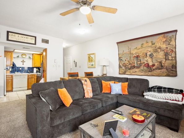 706 W 22nd ST 206, Austin TX 78705