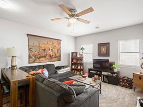 706 W 22nd ST 206, Austin TX 78705