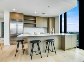 610 Davis ST 1902, Austin TX 78701