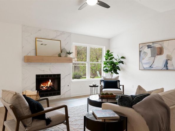 8104 Doe Meadow DR, Austin TX 78749