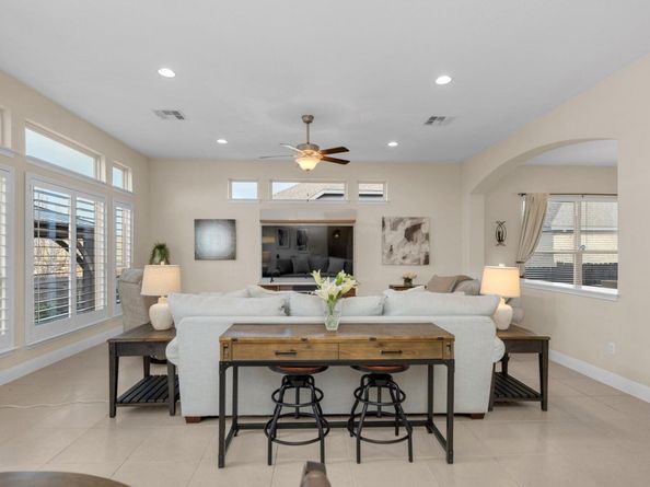 712 Carillion DR, Pflugerville TX 78660