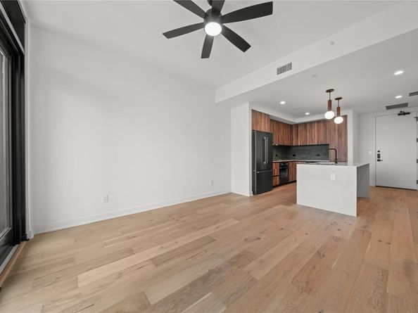 84 East Ave 1708, Austin TX 78701