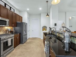 2312 Thornton RD B, Austin TX 78704